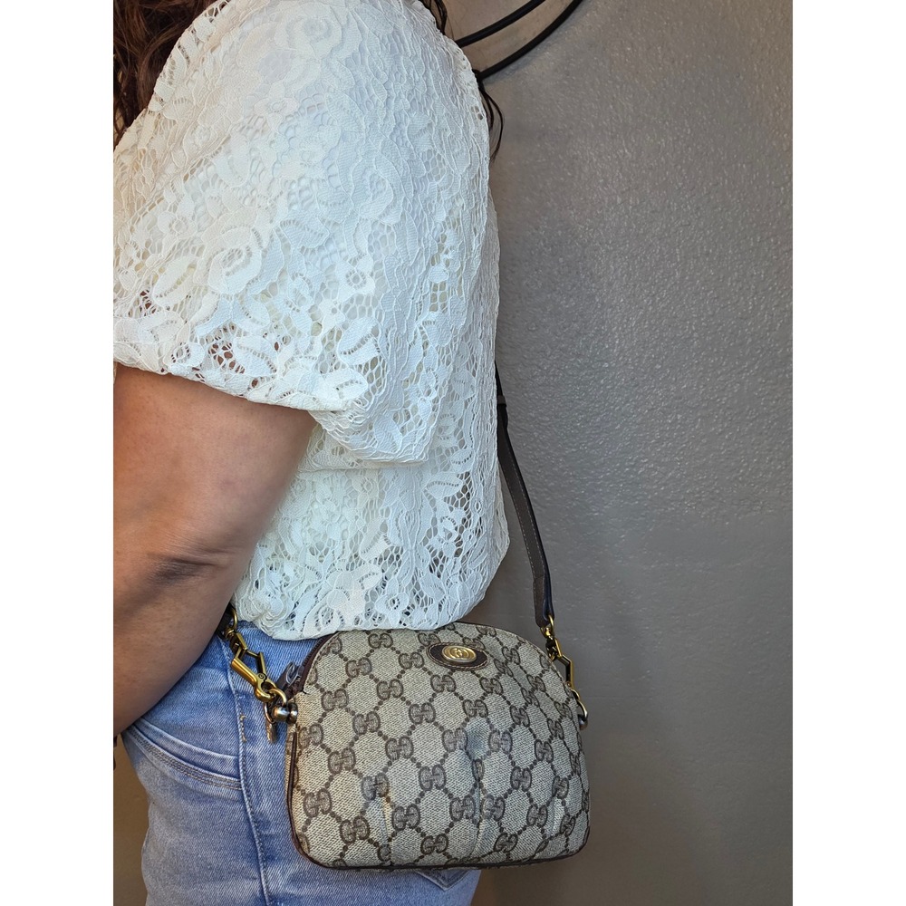 Gucci Accessory Collection GG Supreme Vintage Crossbody Bag Brown Monogram - Picture 4 of 15